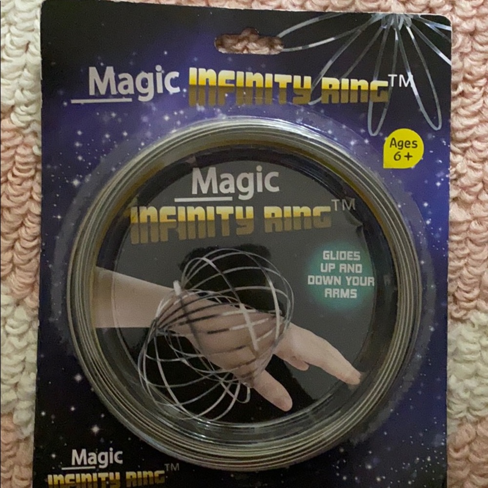 Magic Infinity Ring